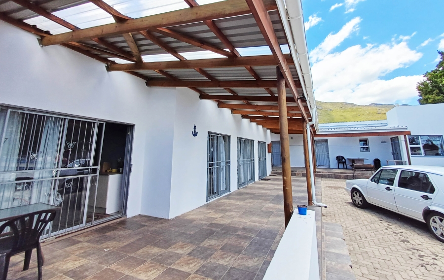 10 Bedroom Property for Sale in Kleinmond Western Cape